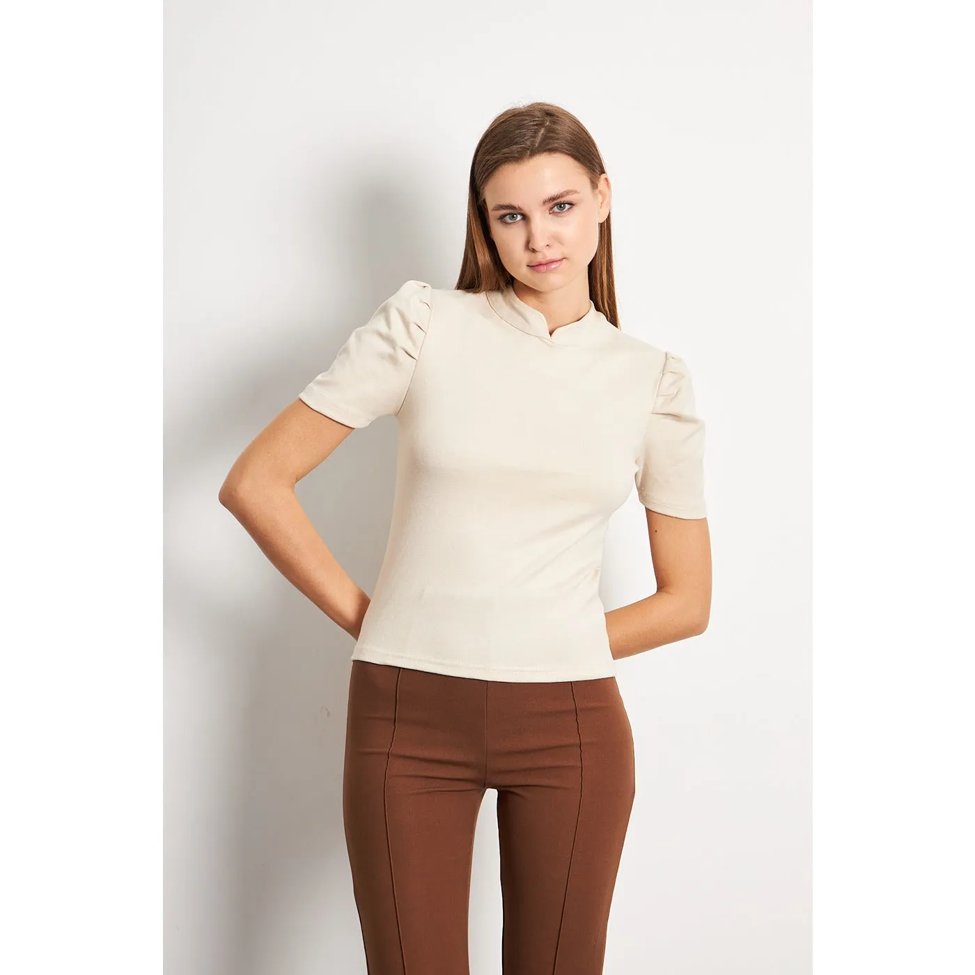 Beige Puff Sleeves Knit Top