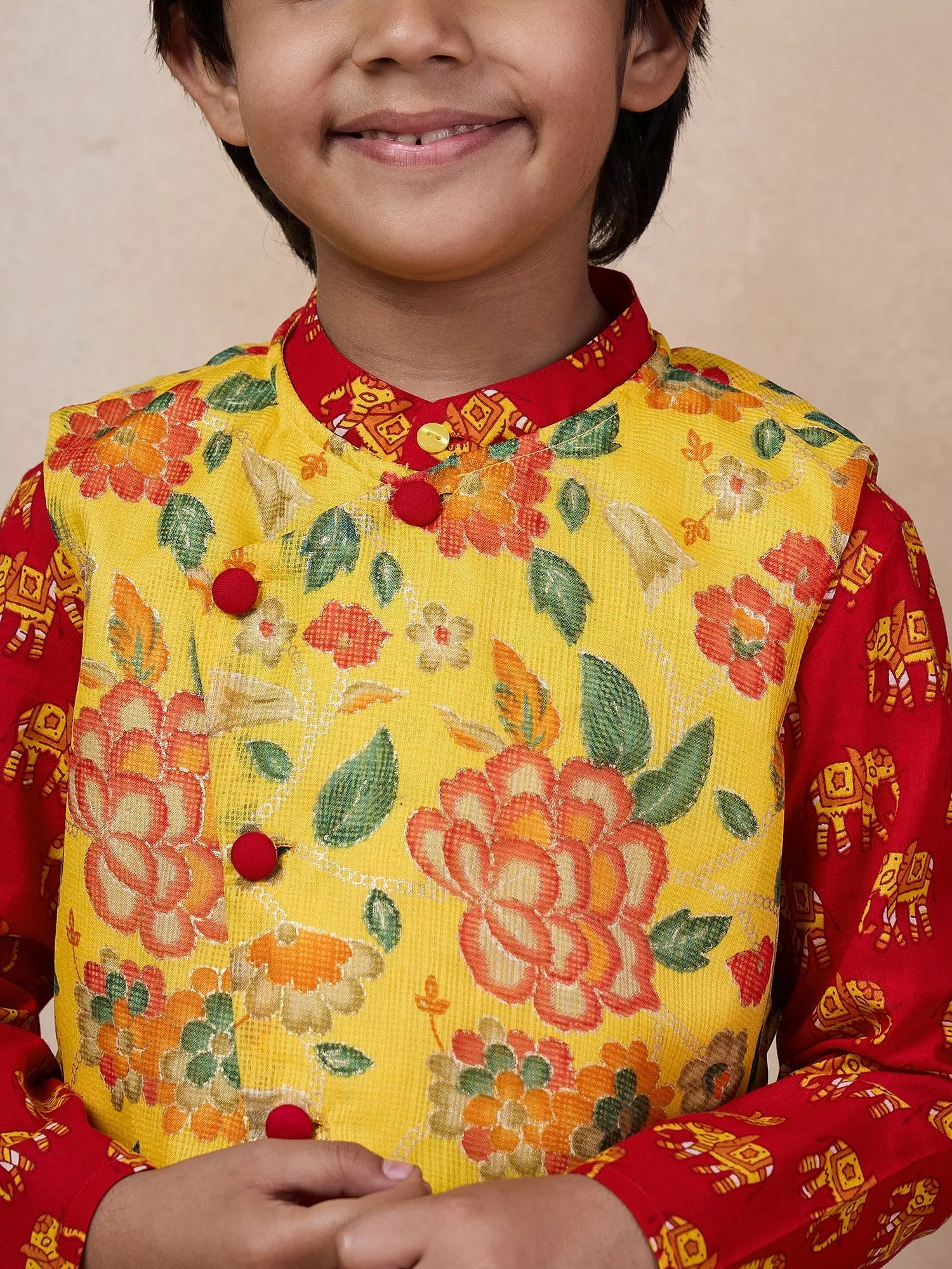 Boys Mandarin Collar Animal Printed Regular Kurta With Pyjamas