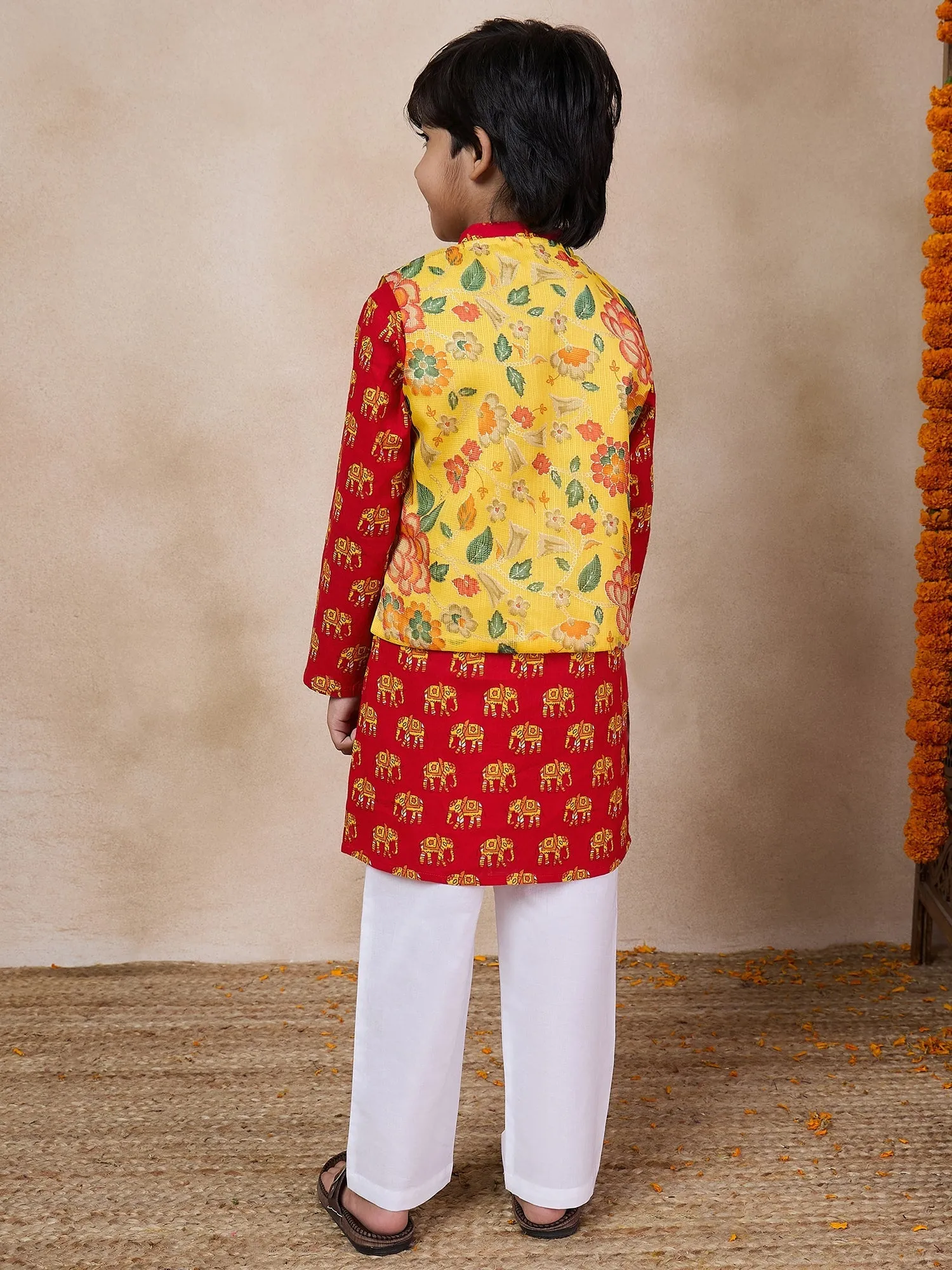 Boys Mandarin Collar Animal Printed Regular Kurta With Pyjamas