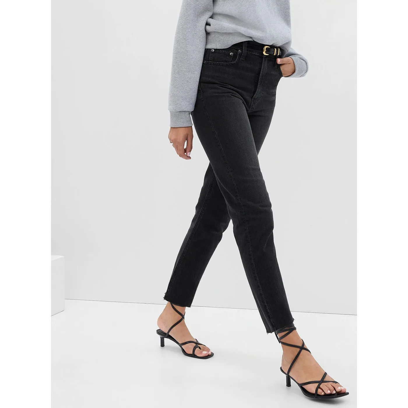 GP High Rise Mom Straight Jeans