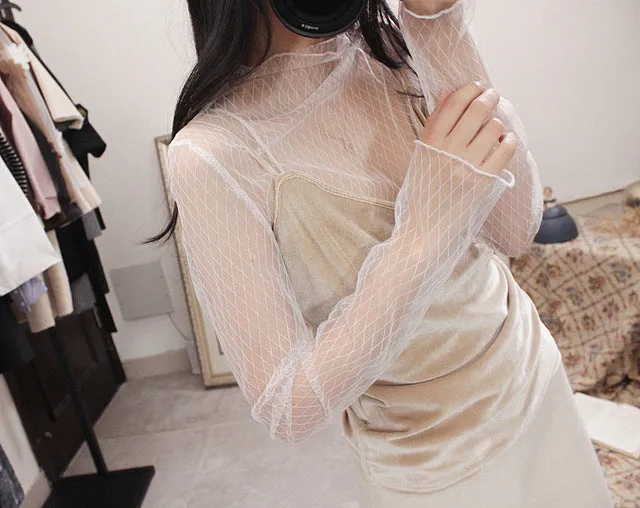 Sexy Hollow Out Women Mesh Tops New 2017 Korean Fashion Blouse Shirt Lace Mesh Undershirt Transparent Spring Basic Tops Blusas